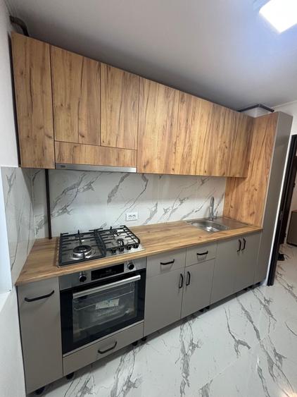 Inchiriez apartament 2 Camere ,Decomandat | Unirii Sud, Etaj 3 | Prima inchiriere - 2