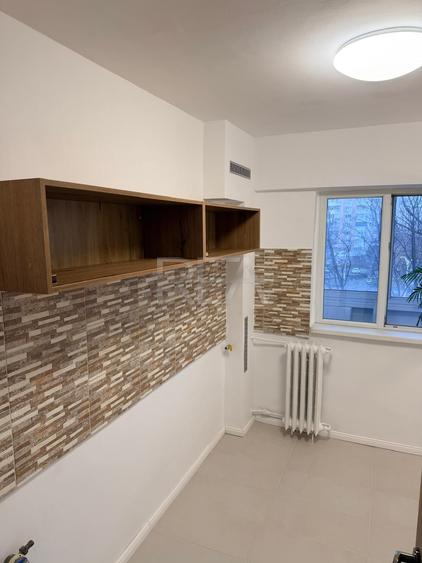 3 camere, et 4/10, renovat,  anvelopat-Gorjului - 10