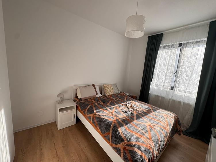 Apartament cu 2 camere de vanzare, zona Safirului - 2