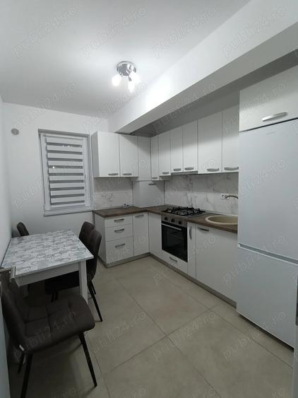Inchiriez apartament Ra?nov - 1