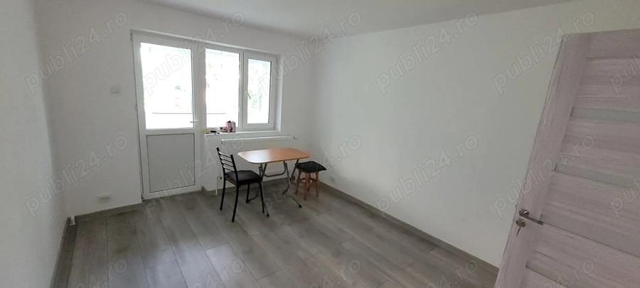 Vand apartament 2 camere - 10