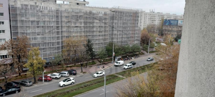 Metrou Titan apartament cu 3 camere - 7