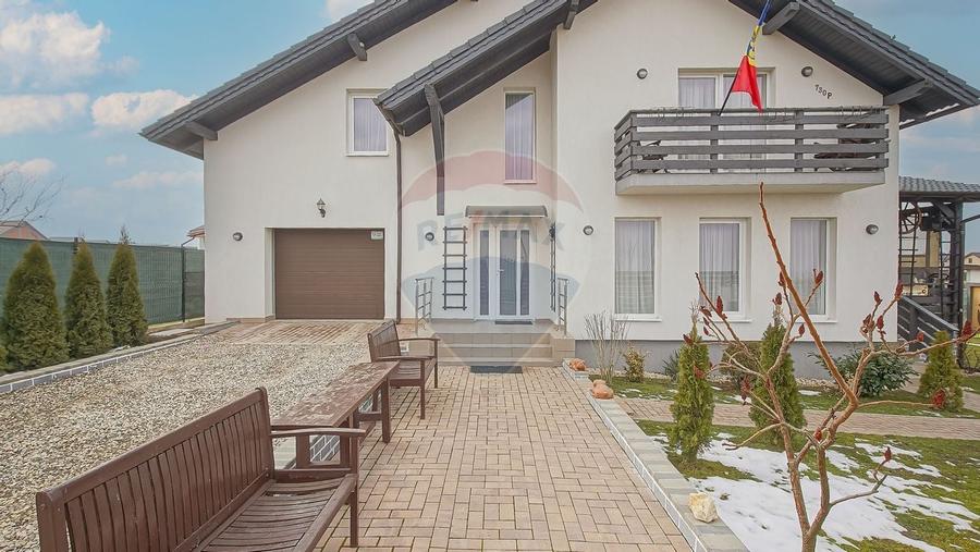 Comision zero, casa individuala + cabana A frame in Bod, la intrare - 1