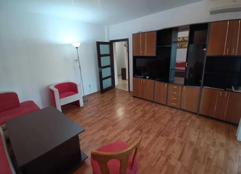 Tineretului metrou parc, BLOC REABILITAT,decomandat,6/8,AC,geam la baie,balcon. - 1