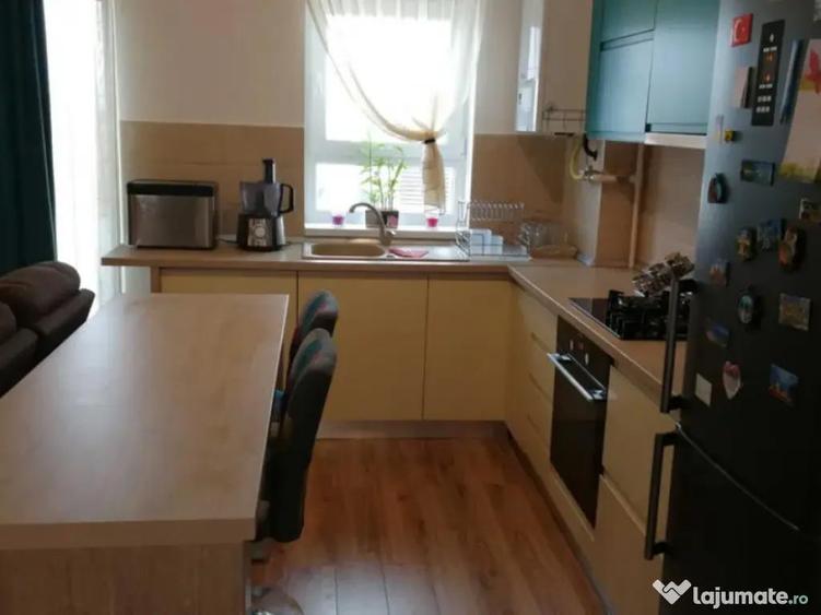 Apartament 2 camere, tip studio - Ghimbav, cartierul Florilor - 1