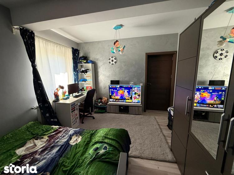 Casa tip insiruita cu 3 camere, colt. Comision 0 - 7