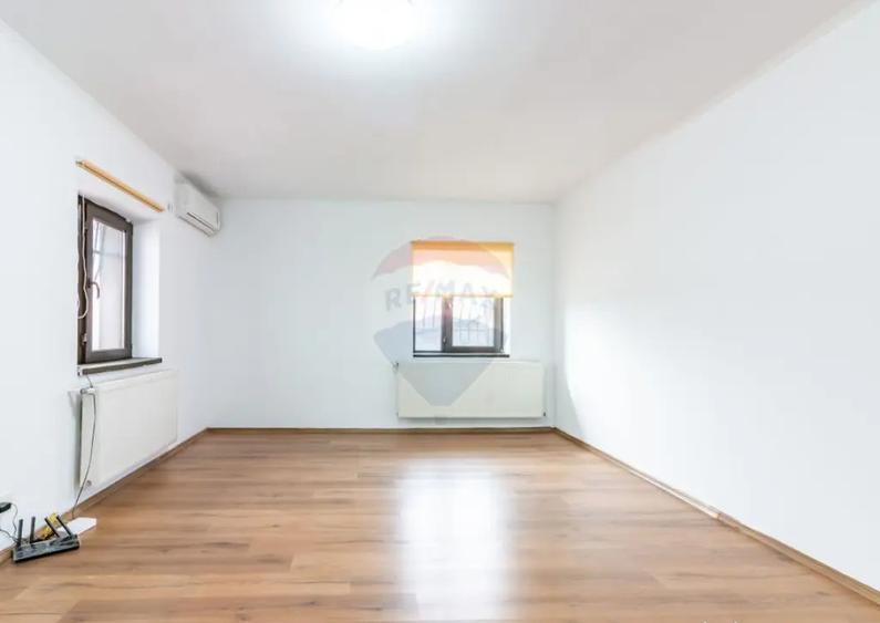 Casa / Vila de vanzare in Voluntari, venit lunar din c... - 13