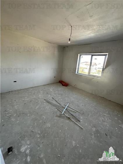 Vila cocheta, moderna, cu 4 camere si curte generoasa, toate utilitatile, Prelun - 8