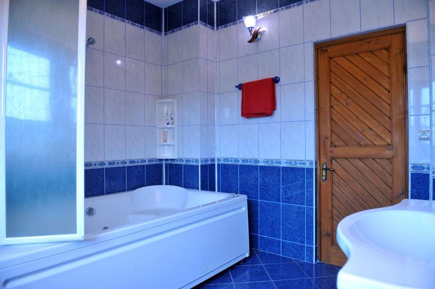 Vila de pe cărțile poștale - 27