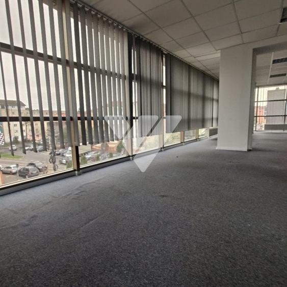 Spatiu Comercial Modern - str Hipodromului - 8