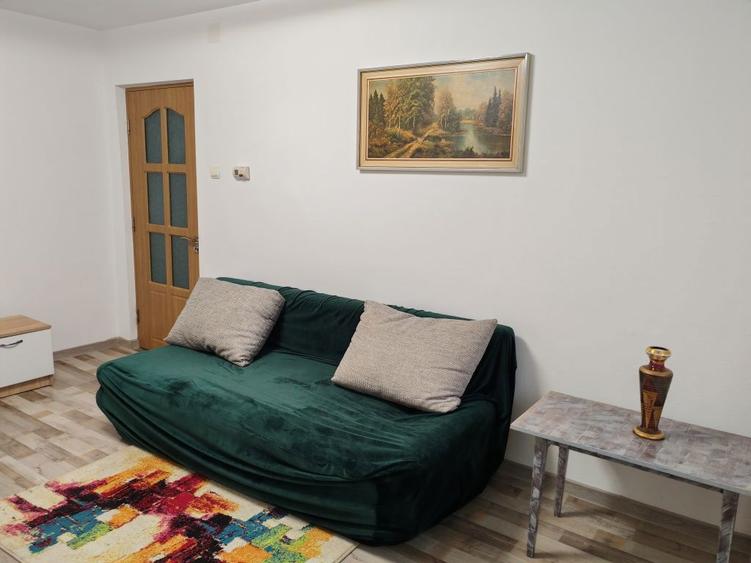 Inchiriez apartament cu 2 camere, complet utilat si mobilat, et. 1 - 1