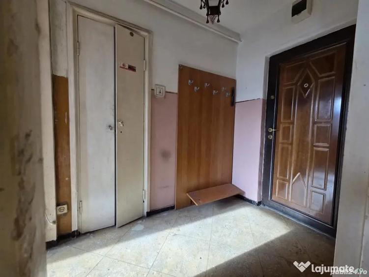 Apartament 2 camere zona Centrul Civic - 1