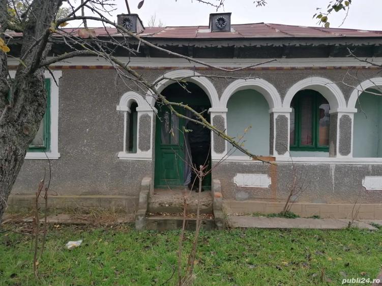 Casa Batraneasca 1450 mp - 1