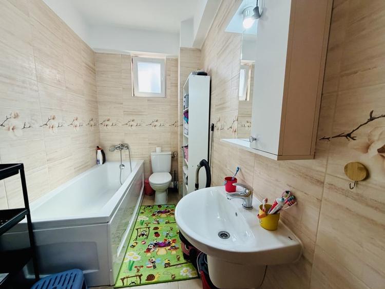 Super apartament 3 camere utilat și mobilat complet zona liniștită M Residence - 10