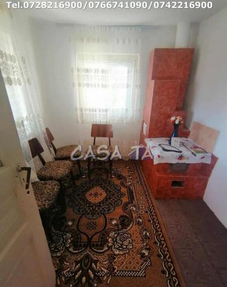 Casa situata in Bumbesti Pitic - Carligei - 2