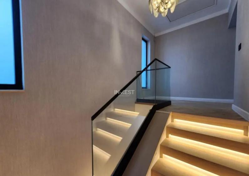 CASA CU 4 CAMERE, 2 BAI , COMPLEX PREMIUM CU ACCES PRIVAT !! - 1