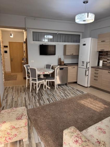 Inchiriez apartament 2 dormitoare + living - 2