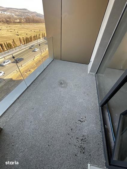 Apartament de 3 camere, 2 bai, terasa, zona BMW - 1