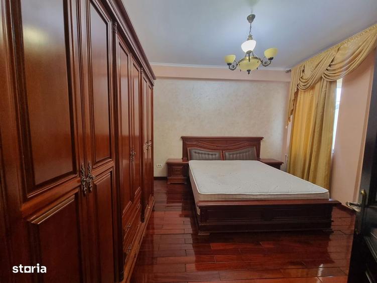 Vila generoasa de inchiriat intr o zona principala a orasului - 4