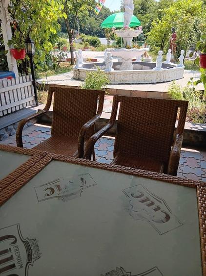 Vand pensiune si hotel la DN7/E81 Pitesti- Rm Valcea, teren 4 ha, 25euro/mp - 12