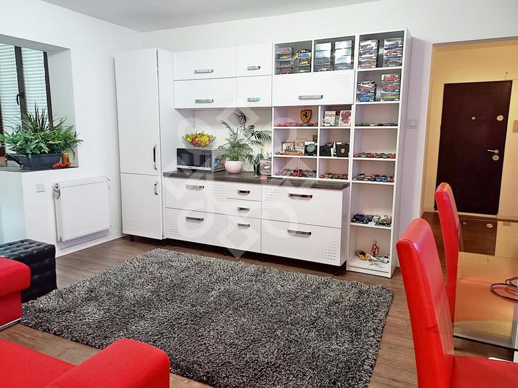 Apartament cu 3 camere, decomandat in Rogerius - 5