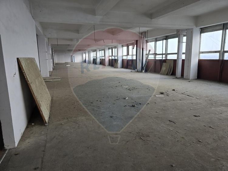 INCHIRIERE Spațiu Comercial de 2,428mp în zona Nord-Est - 5