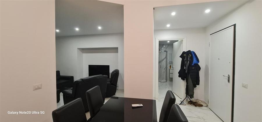 Ap. 2 camere central, zona Teatru, renovat - 6