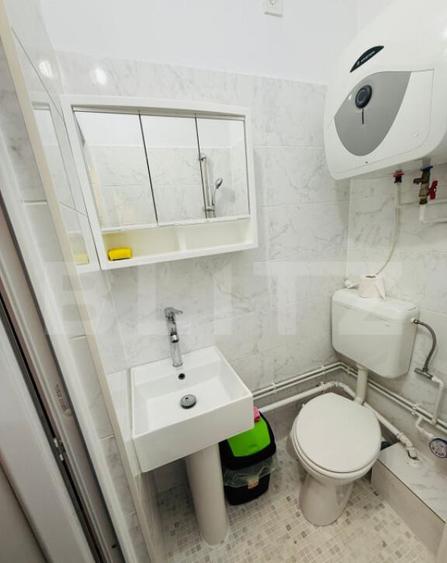 Camera moderna cu baie proprie, 12 mp, zona - Astra - 6