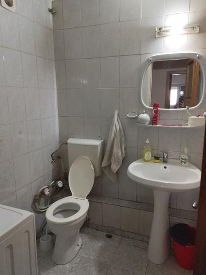 Vand apartament 2 camere zona Gorjului - 7
