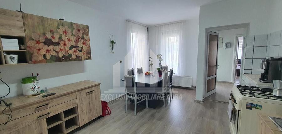 Casa individuala | 320 mp | 750 mp teren | Toate utilitatile | Cetate - 3