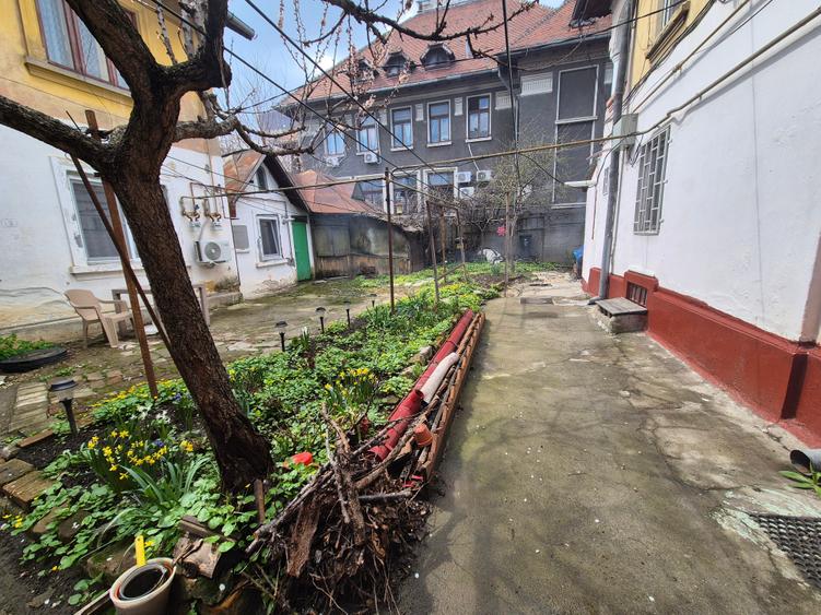 Delea Veche, 5 min Calea Calarasilor, Anaf sector 3 - 12