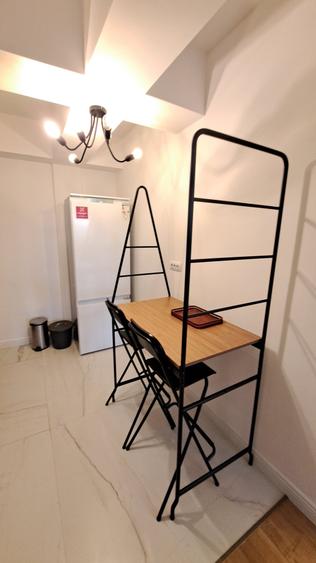 APARTAMENT 3 CAMERE CU 3 BAI - LUX - LOC PARCARE - COMISION 0 - 25