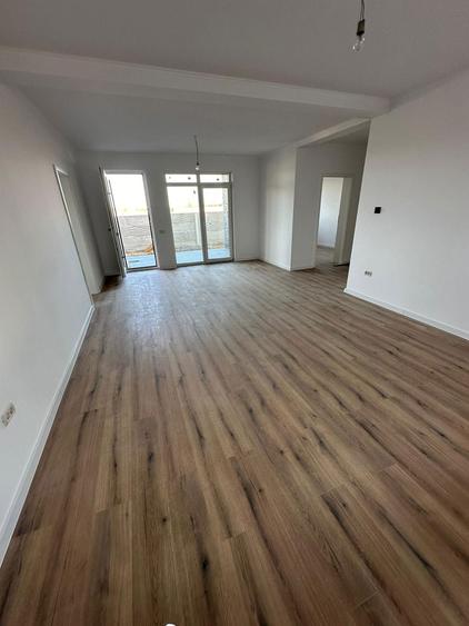 De vanzare casa cu 4 camere - 7