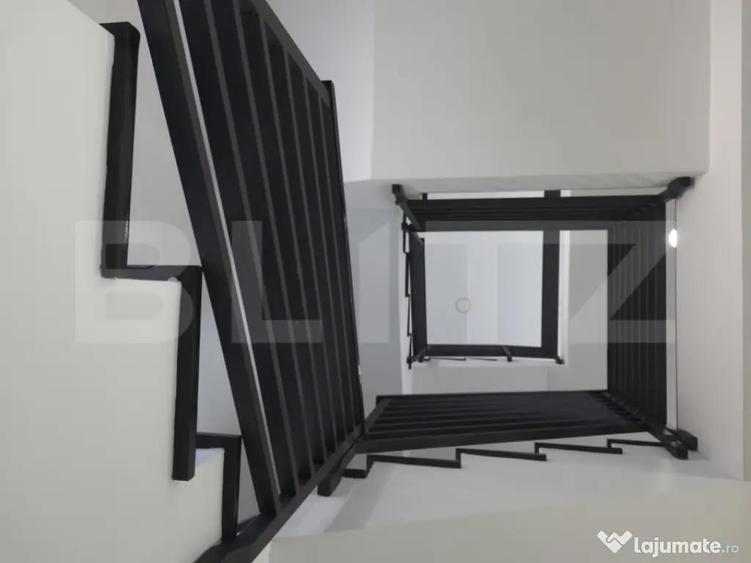 Arhitectura Vizionara ?i Independen?a Energetica in E - 5