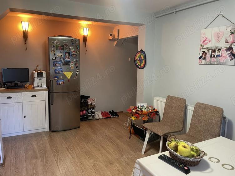Vand apartament 2 camere, etaj 3 - 7