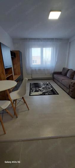 Garsoniera ,Tractorul , la 2 minute de Coresi - 4