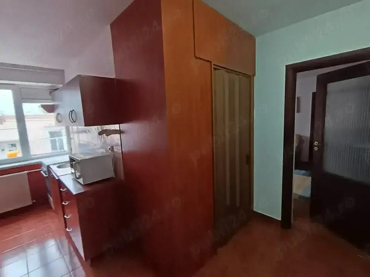 Inchiriez apartament doua camere ultracentral, langa Mateo - 8
