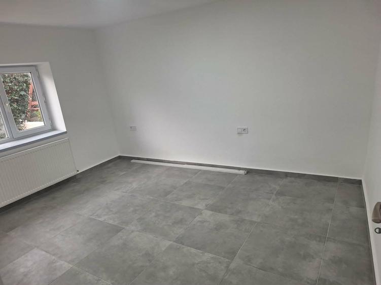 Palazu Mare-Elvila casa 5 camere,632 mp teren, Garaj - 3