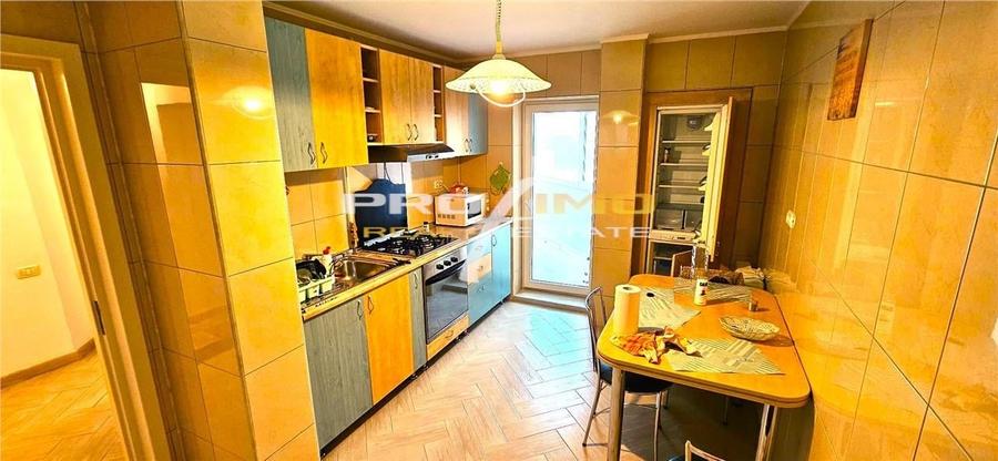 Apartament 3 camere, su.88mp.decomandat, CF.0, - Gara BCR - 5