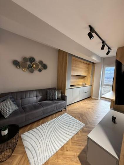 PF vând apartament cu două camere în Florești  - 1