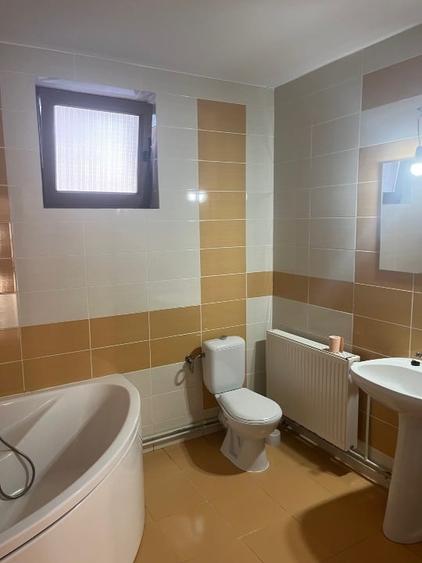 PROPRIETAR,vand casa Sura Mica,suprafata utila 92mp. - 4