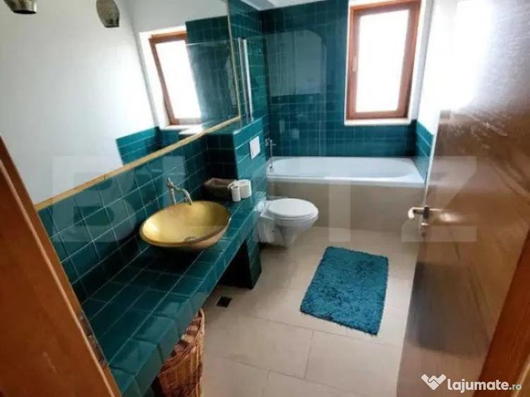 Casa indiaviduala cu 4 camere, 300 mp, curte 1000 mp, gara - 3