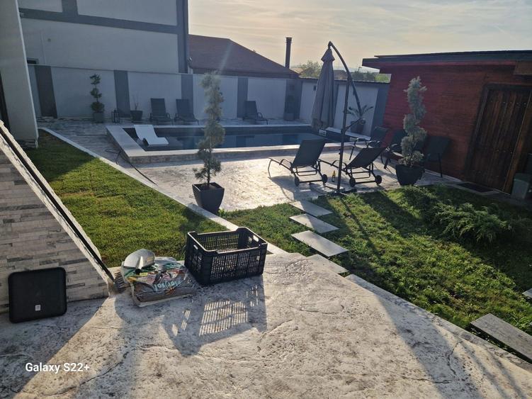 Vand casa P+1 zona Spitalul Judetean - 4