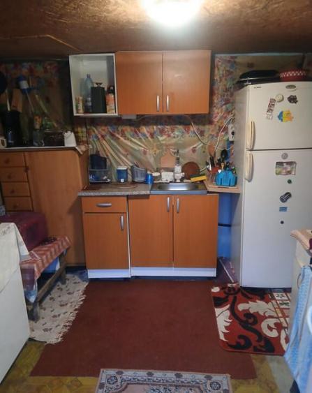 Casa de vanzare in Lacrita Mare, la 18 km de Craiova, strada - 9