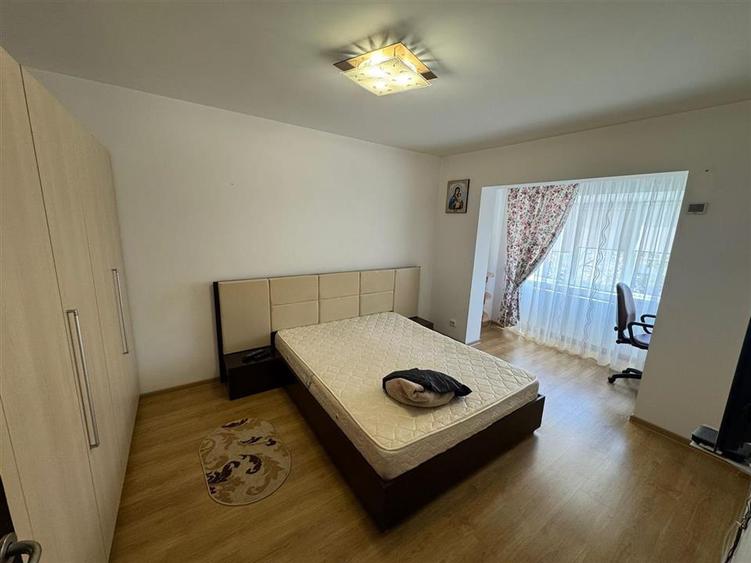 Ap 2 cam, renovat, parcare, B.dul Independentei - 9