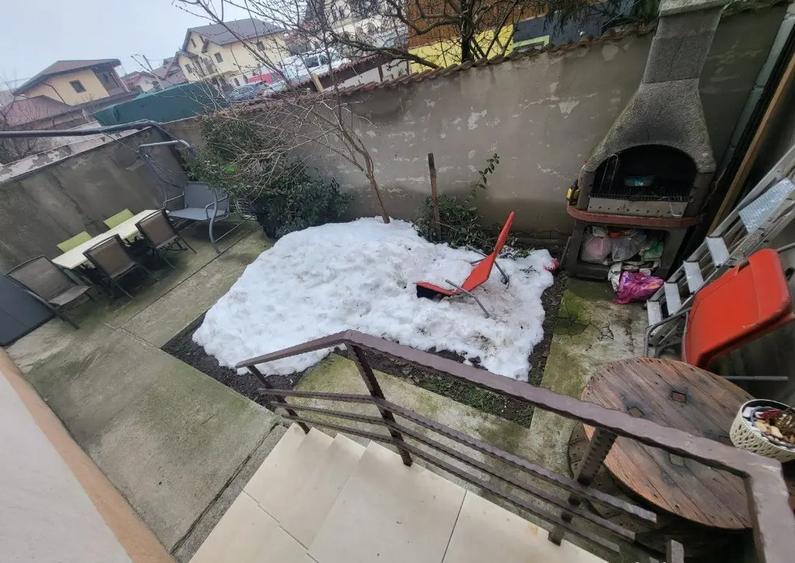 Apartament cu 2 camere | Mobilat complet | Curte | Loc de parcare - 10