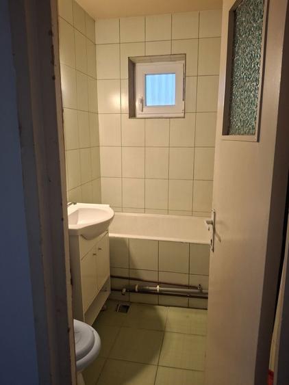 Inchiriez apartament 2 camere - 3