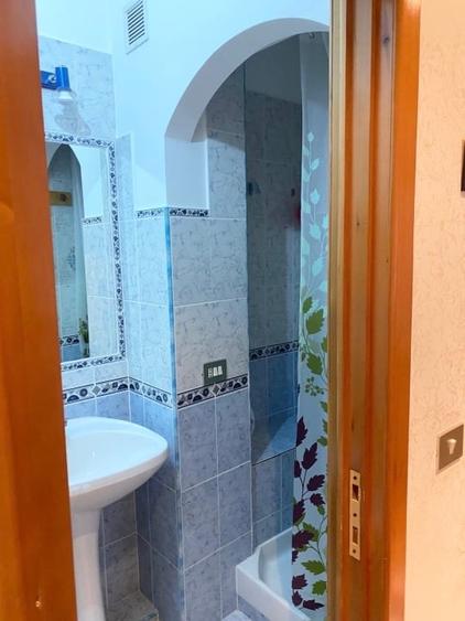 Apartament 3 camere, 2 băi, ultracentral-Primărie, decomandat, 85 mp+boxă 12 mp - 13