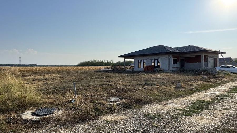 Teren de vanzare 559mp - 1