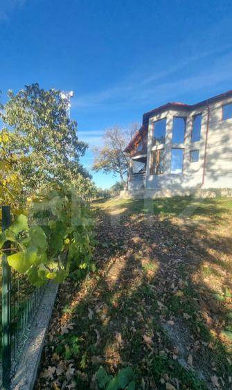 VILA 7 camere 10 min de A3,DN1 - 2